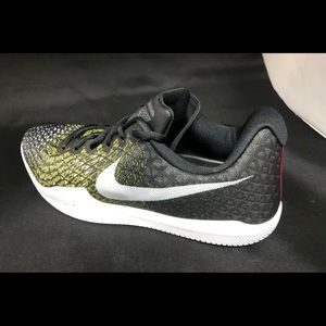 Nike Mamba Rage - Sz 10